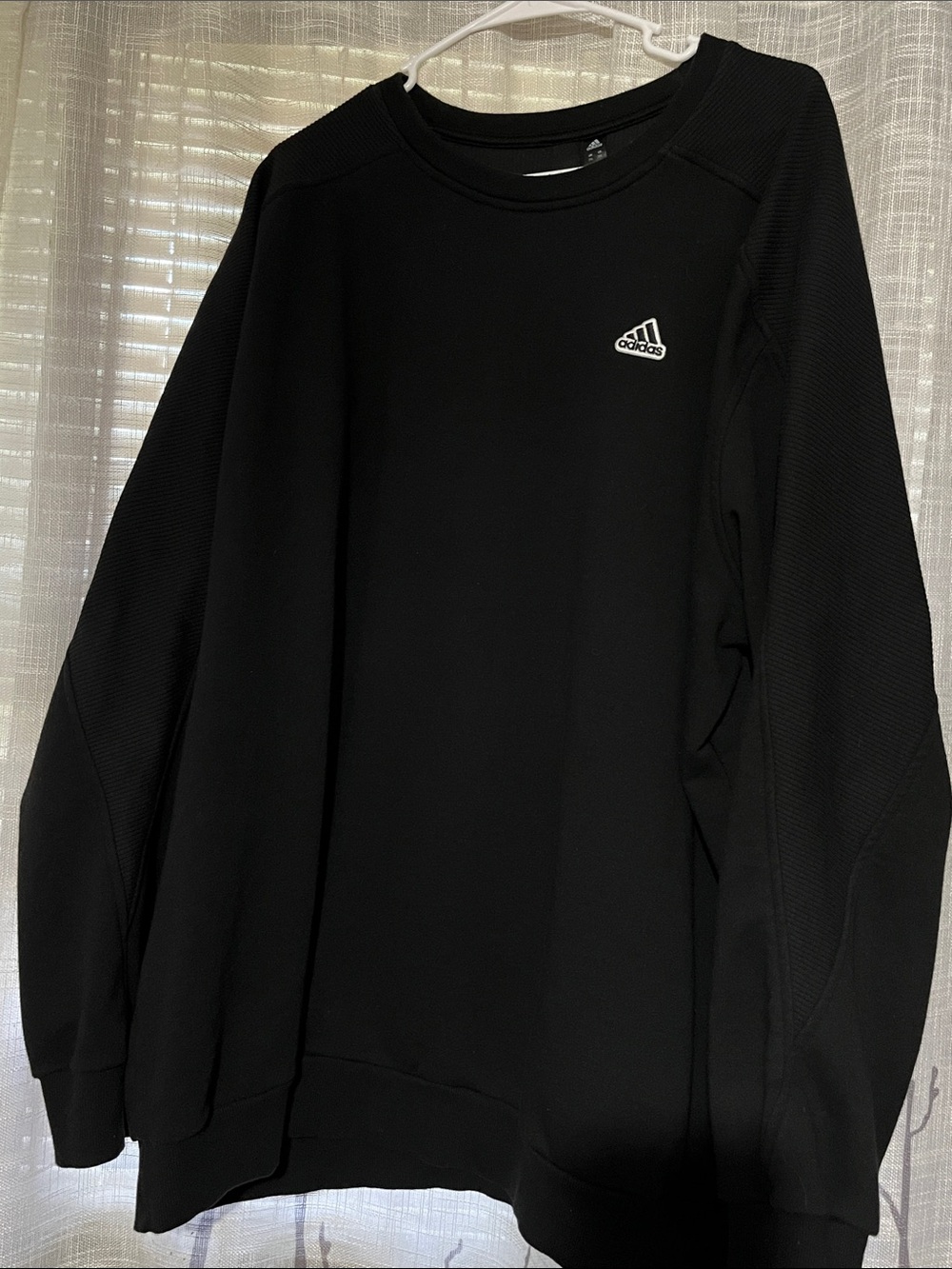 adidas Men’s Black Crewneck Sweatshirt with Logo partial ribbed sleeves and back